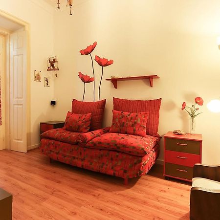 Red Almirante By Homing Apartment Lisabona Exterior foto